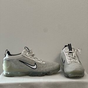 Nike Air VaporMax Flyknit Sneakers
